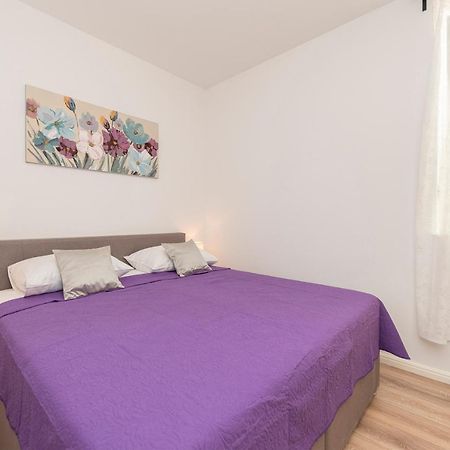 Villa Eni Apartments 2 Mandre Ngoại thất bức ảnh