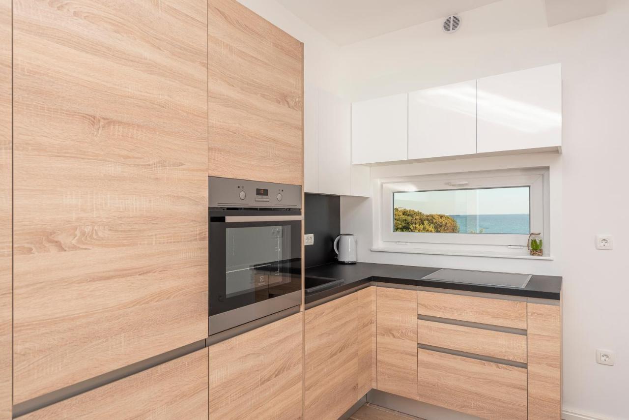 Villa Eni Apartments 2 Mandre Ngoại thất bức ảnh